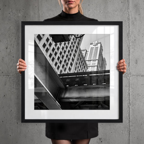 Mise en situation — Tirage d'art noir et blanc Inner City 2, Chicago, PRLXY
