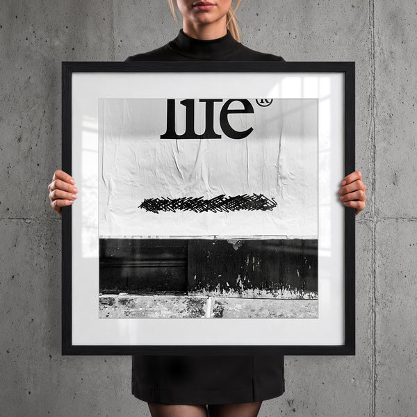 Mise en situation — Tirage d'art noir et blanc Rough Street 36, Chicago, PRLXY