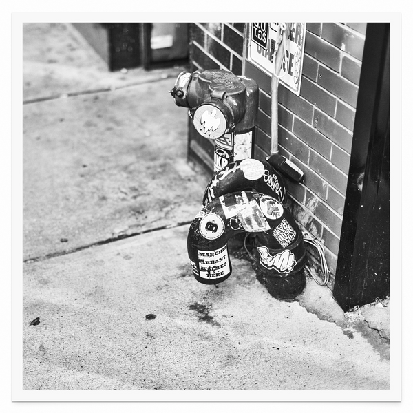 Tirage seul — Tirage d'art noir et blanc Rough Street 7, New York City, PRLXY